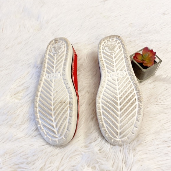 CROCS | Red white canvas loafers flats comfort casual shoes women’s 6 - Picture 7 of 7